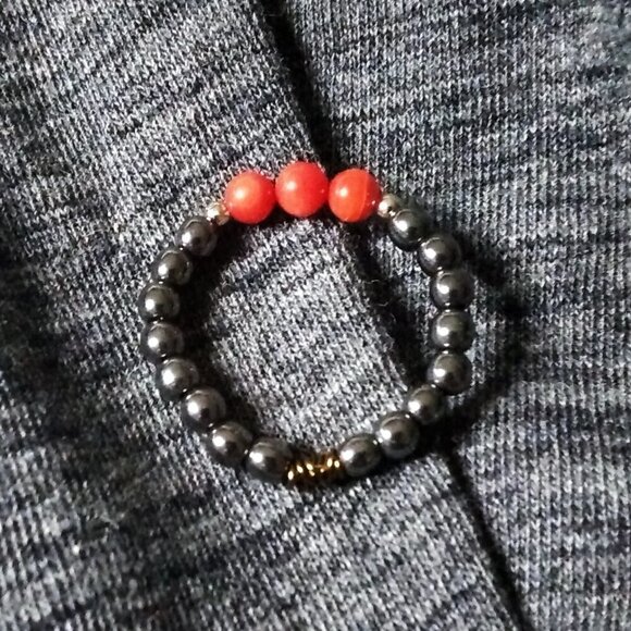 Red Coral + Gray Hematite Beads ~ S 7.5  - Boho + Casual - Cool Calm + Collected - Picture 2 of 6
